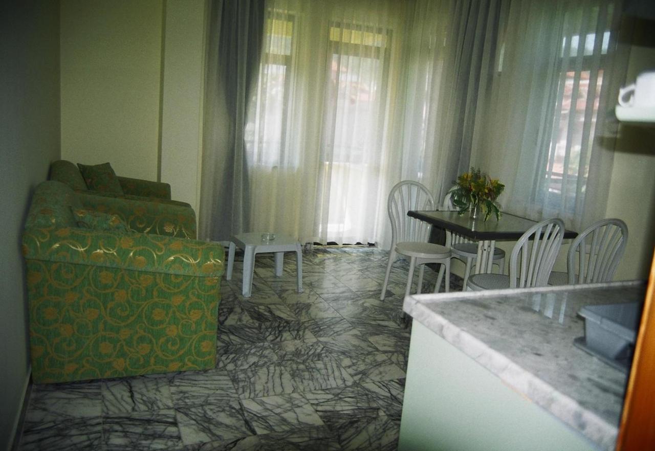 Oezay Apart Otel Muğla Zewnętrze zdjęcie